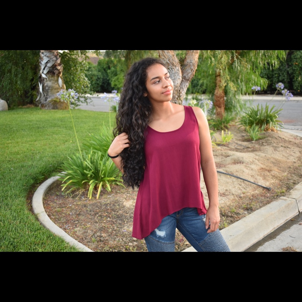 Hi low lace back sleeveless top - Picture 1 of 2